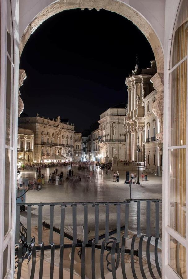 Ortigia Charme piazza Duomo Lejlighed Syracuse Eksteriør billede